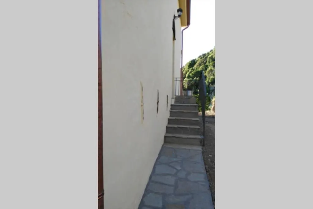 Seùlo Ferula Romantica Mansarda Tra Fiumi E Montagne Sardegna בית נופש